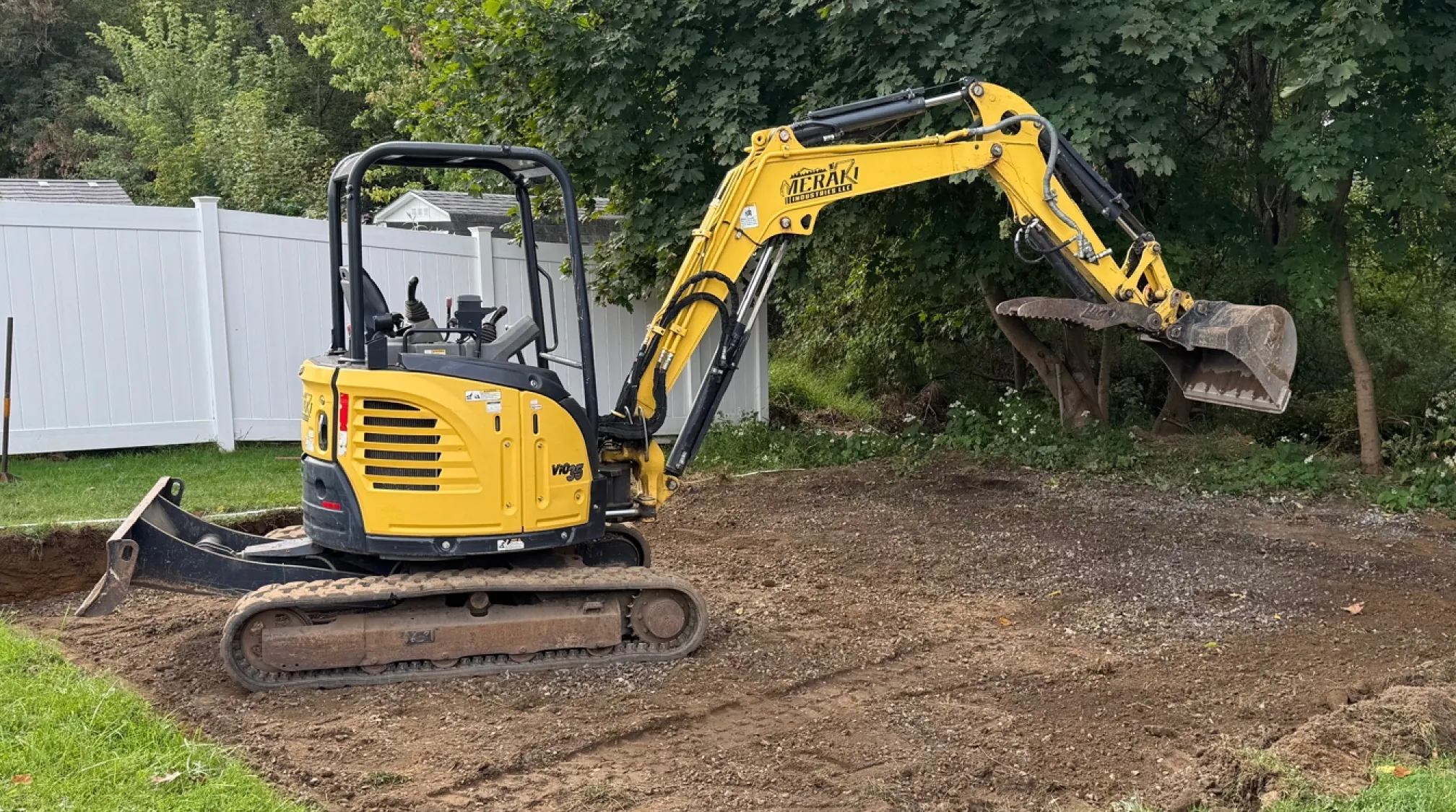 Hero Split View Frame 1